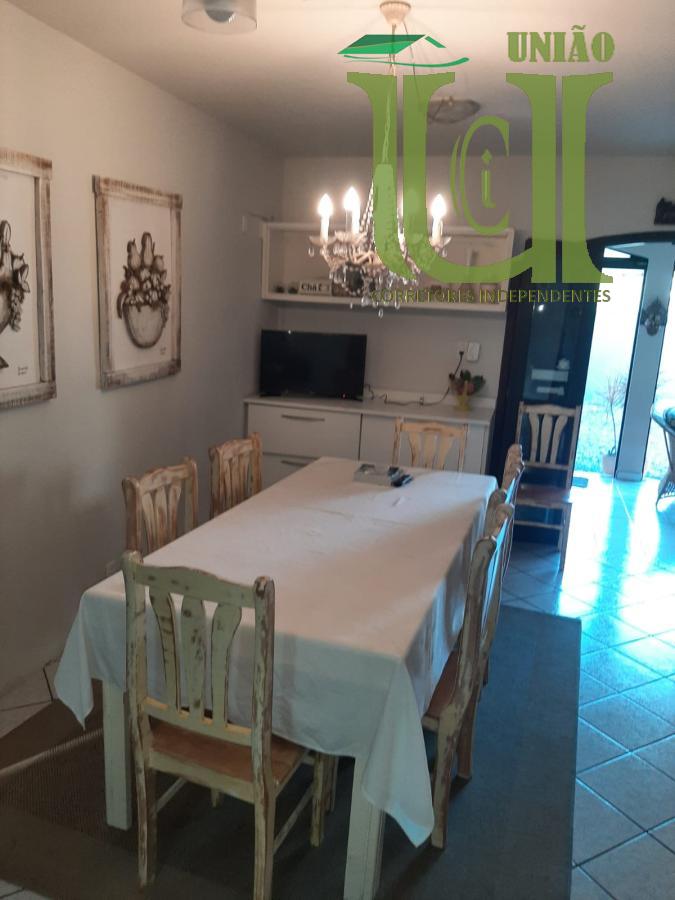 Casa, 6 quartos, 320 m² - Foto 10