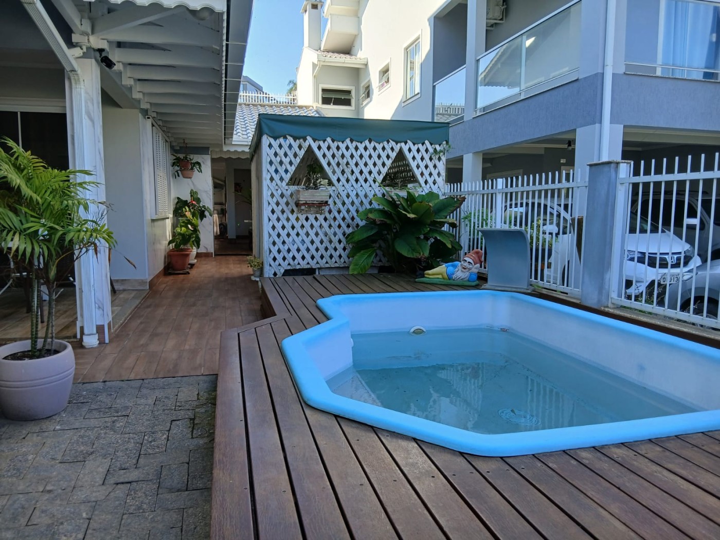 Sobrado, 5 quartos, 360 m² - Foto 1