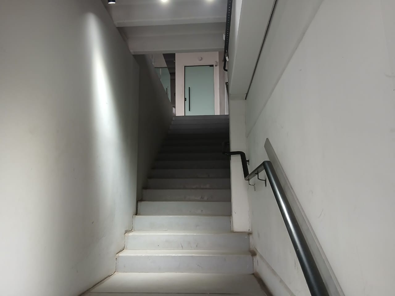 Prédio Inteiro - Foto 11